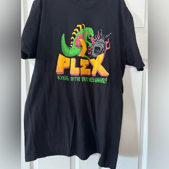 🦖Bundle 3/$15🦖Next Level Plex T shirt. Size XL. - Picture 2 of 5